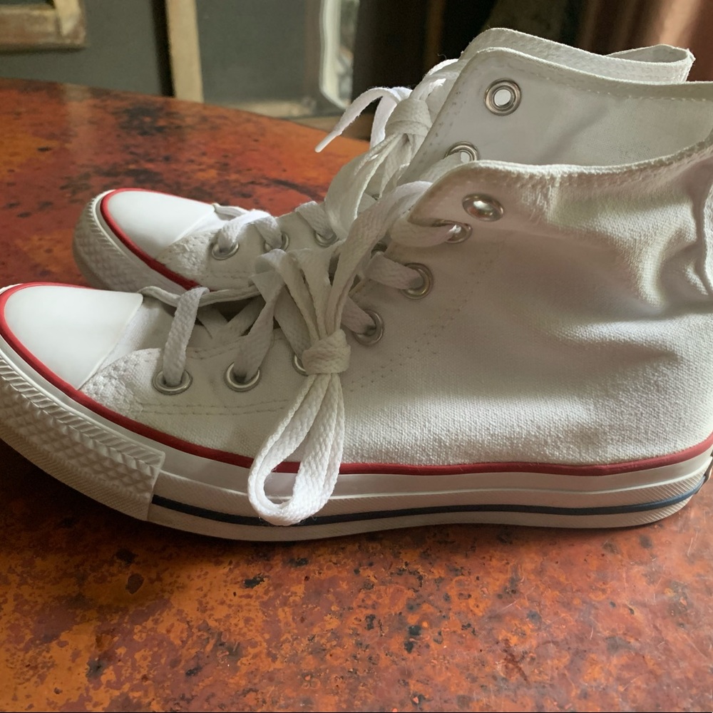 Converse Chuck Taylor high top white Sz 7